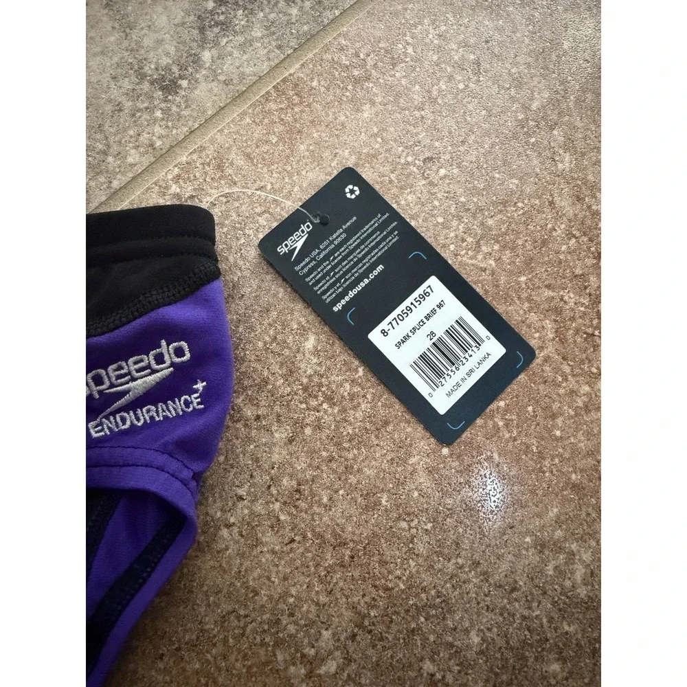 Men's Speedo Black & Purple Endurance+ Spark Splice Brief Size 28 NWT - Picture 3 of 5